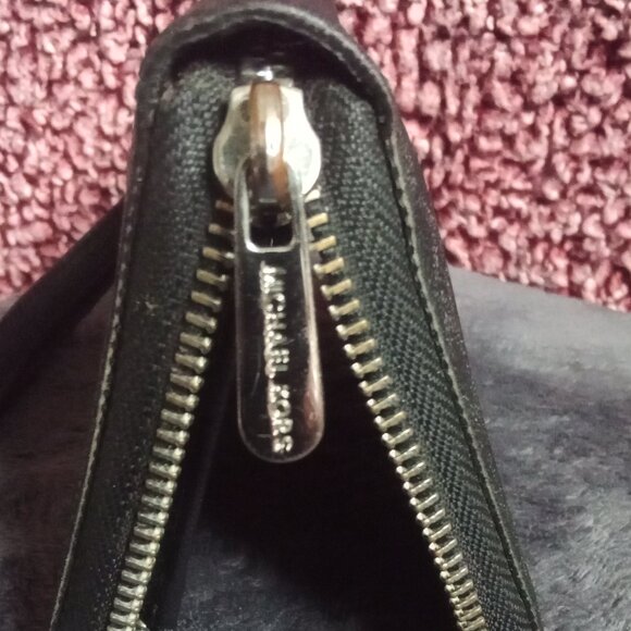 MICHAEL KORS JET SET TRAVEL - Picture 4 of 9